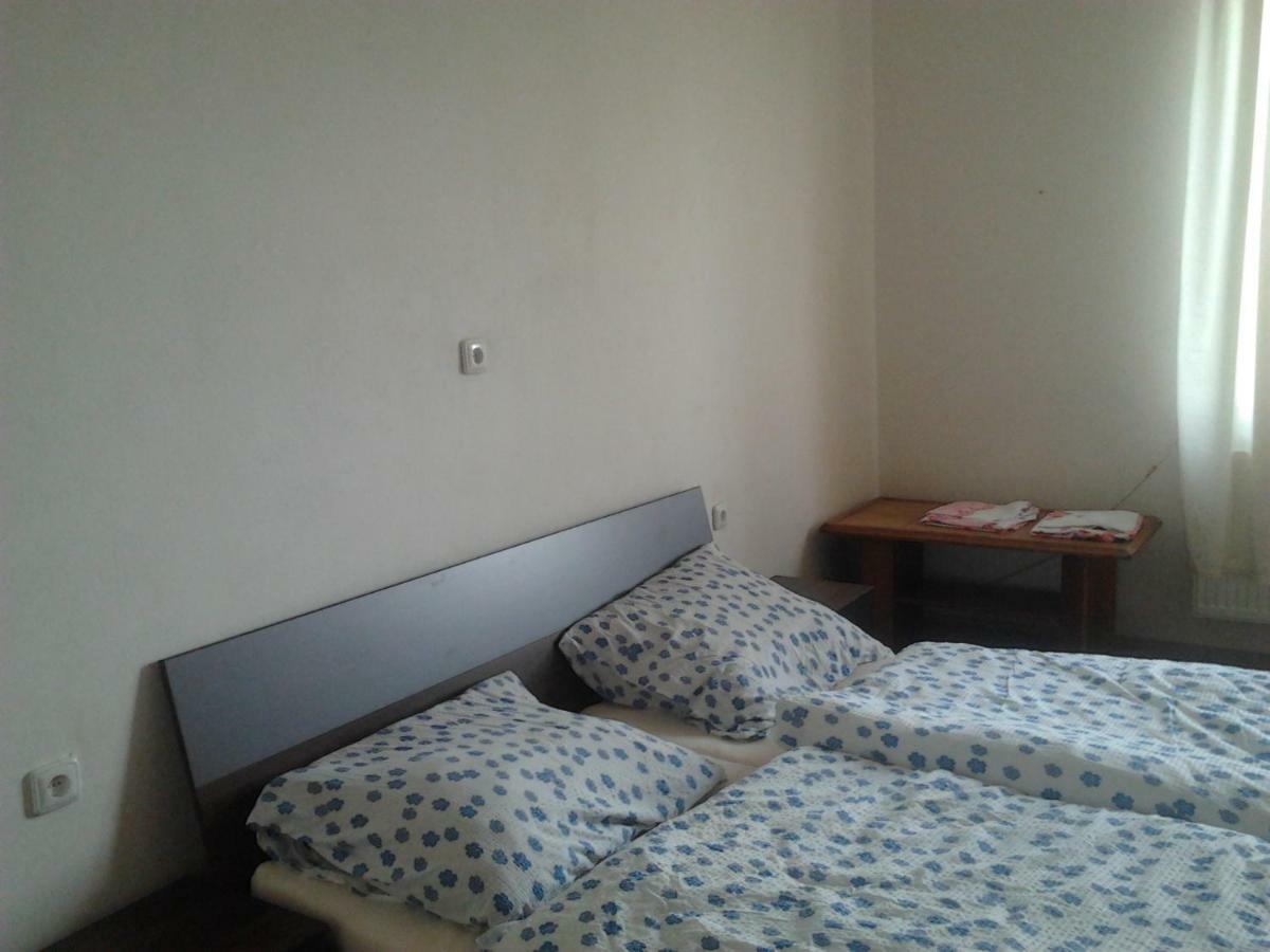 Apartman Ella - Tabor -Cz - U Stadionu Miru 1735 Exterior photo